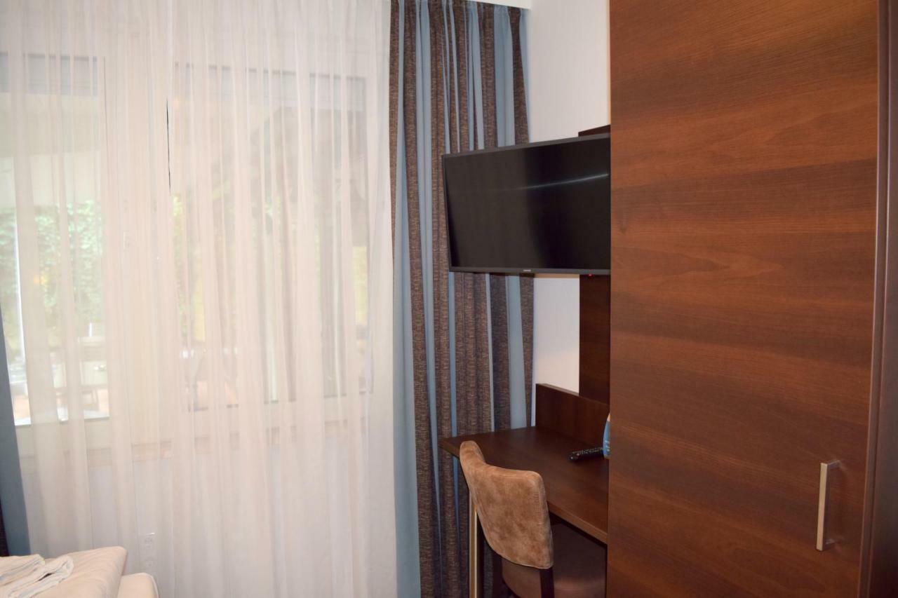 Trip Inn Budget Hotel Messe Frankfurt am Main Exterior photo